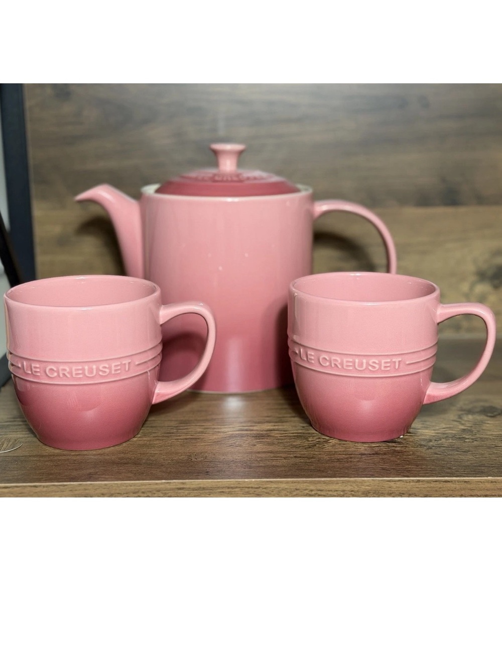 Le Creuset Stoneware RARE 1.3L Rose Quartz Grand Teapot & 2 Leger Mug
350 ml